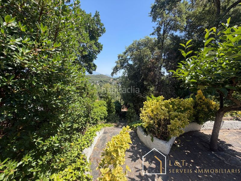 Foto d8401718-8348-4c40-aa74-6d4c5df1cc18. Xalet amb xemeneia calefacció aparcament piscina a Vallgorguina