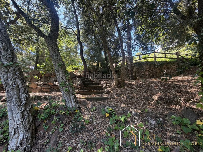 Foto e3d8430e-a5ee-4235-9b18-f1ec8c2f9e70. Xalet amb xemeneia calefacció aparcament piscina a Vallgorguina
