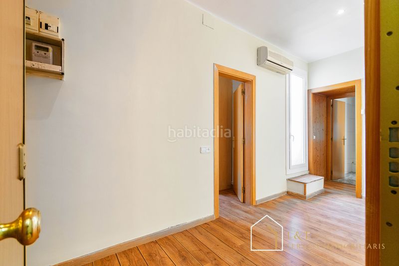 Foto d32ca807-4c00-4e62-a7ee-6f364d3094b7. Ático en Turó de la Peira Barcelona