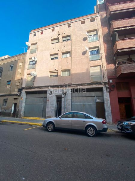Foto 5851fb68-3e9a-410b-8aa4-7e205f1975a6. Local comercial a carrer indivil i mandoni 40 a Mariola Lleida