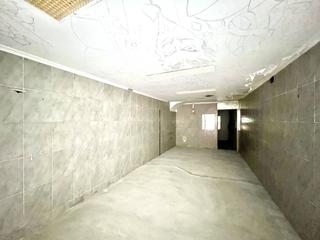 Local commercial à Travessia del carme 15. Local comercial en venta en lleida