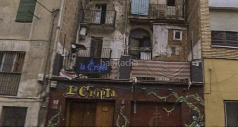 Foto f4f95752-39b6-49a9-838a-1ce2bf437d8d. Local comercial a Barri Antic Manresa