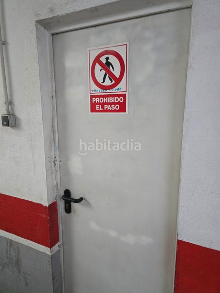 Foto 58c69a65-2289-47ea-b003-3d1d7358a9ca. Aparcament cotxe a Plaça Catalunya Manresa