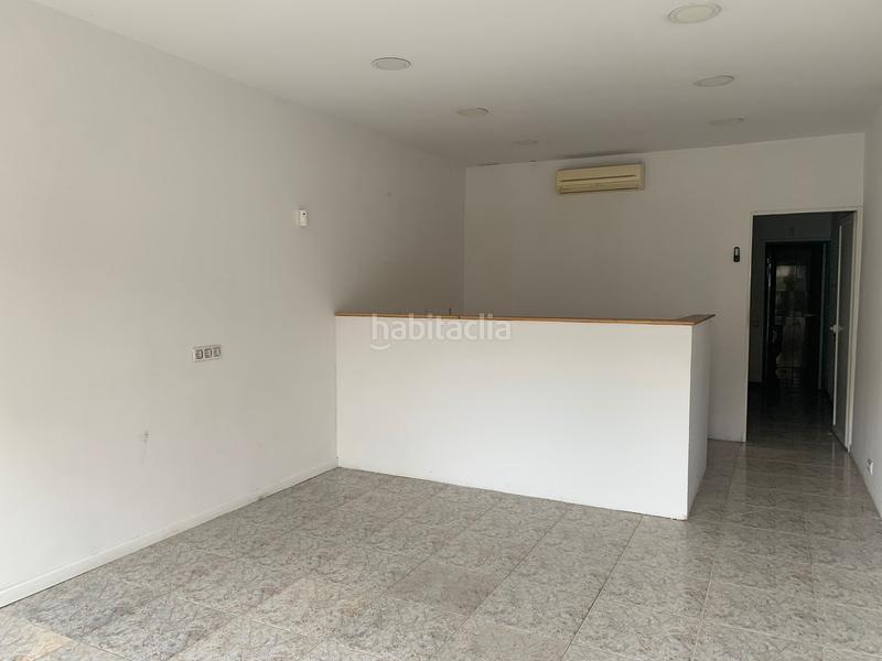 Foto 1481c9e5-12da-422b-9bd7-611cb105b65c. Local comercial local en venta en avenida meridiana en Barcelona