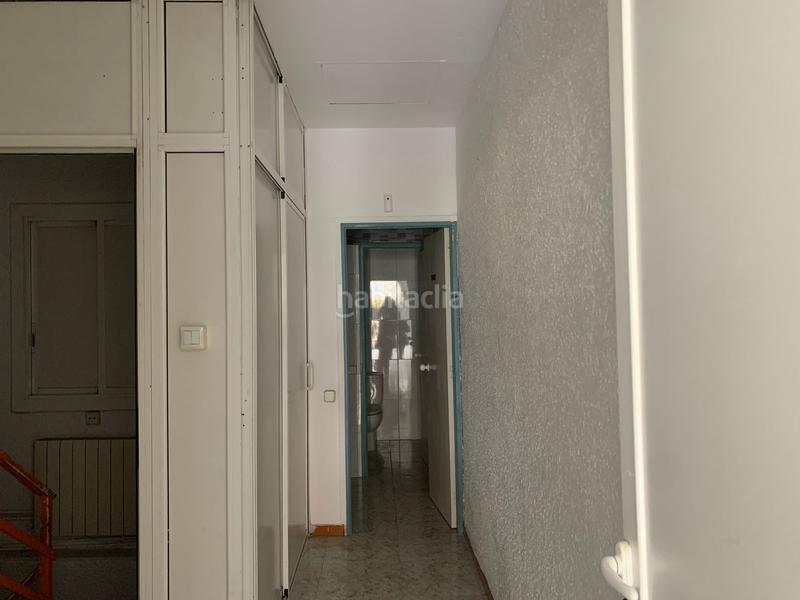 Foto 56a42674-e87e-4ec1-9734-d1094db28277. Local comercial local en venta en avenida meridiana en Barcelona