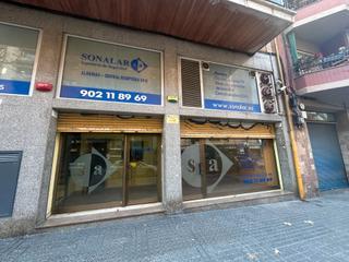 Local commercial  Carrer de múrcia. Local en venta en barcelona
