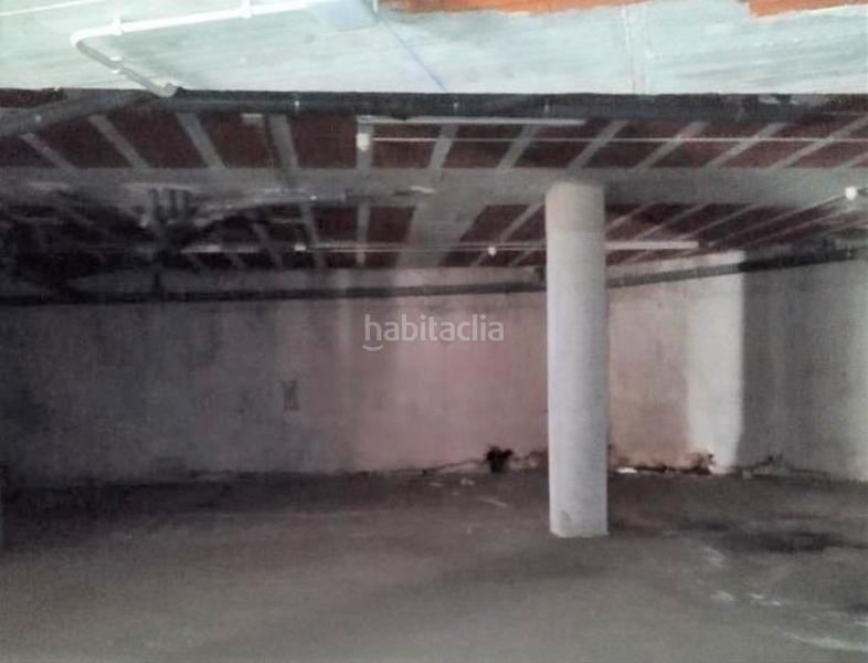 Foto 0a60ef39-6489-4af4-a3a7-a791fee13b14. Aparcament cotxe a Òdena