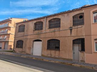 Terreny residencial  Carrer francesc macià. Solar en venta en calaf