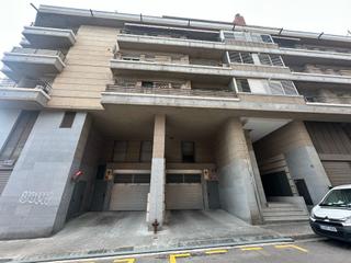 Autoparkplatz in Carrer de pau marsal 152. Plaza de parking en venta en terrassa