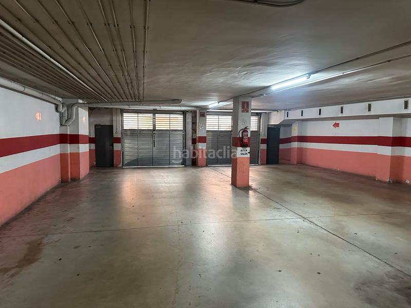 Foto f77f8f7d-d9cd-4437-b273-91abcb3e0a42. Posto auto in carrer de pau marsal 152 in Cementiri Vell Terrassa