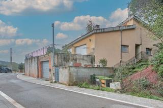 Maison  Passatge font de sant pere. Casa en venta en vacarisses