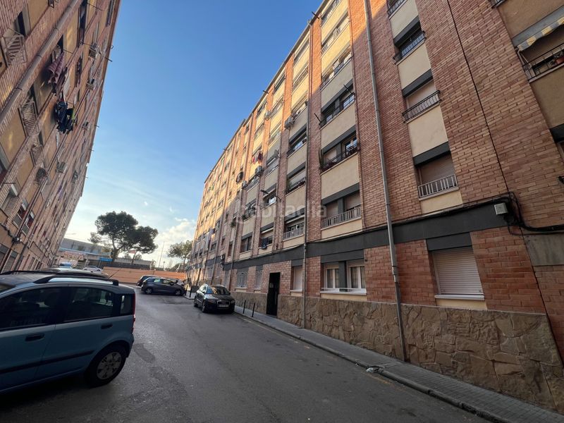 Foto 5f6f6dd7-f4bc-45b4-8134-1af645efce57. Flat in passatge del penyal 4 in Can Boada Terrassa