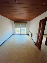 Appartement  Carrer la tossa. Piso en venta en santa margarida de montbui