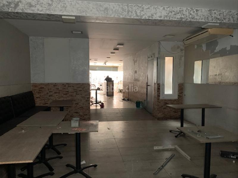 Foto 5b904b14-e4ef-4f5b-b999-682491d3d321. Planta baja local en venta en Sants-Badal Barcelona