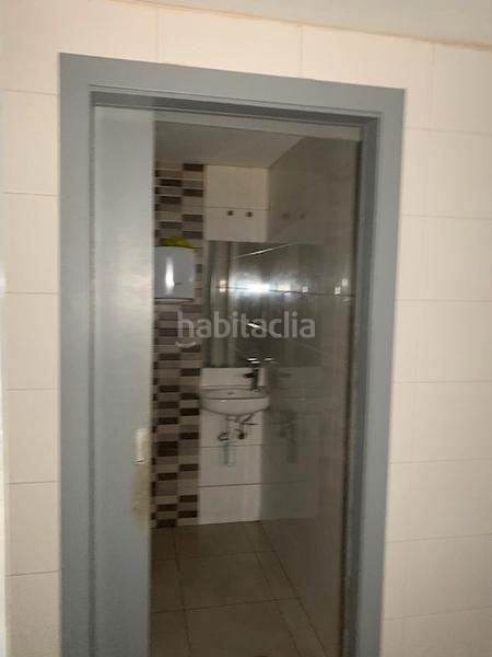 Foto d92e32bf-3d1a-49f7-9e33-52263a9c2071. Planta baja local en venta en Sants-Badal Barcelona