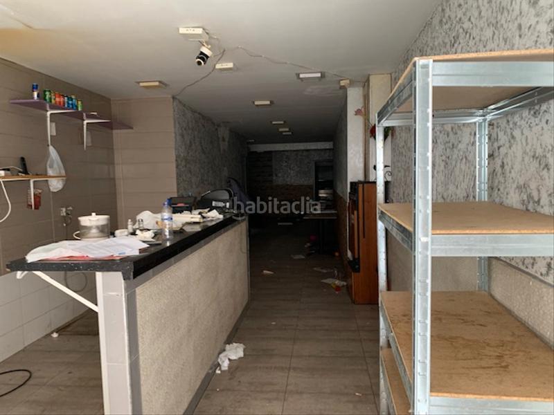 Foto e7cd1f47-263b-46f0-8170-01a6b836d375. Planta baja local en venta en Sants-Badal Barcelona