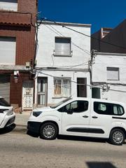 Maison à Carrer del príncep de viana 18. Casa en venta en terrassa