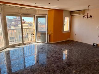Flat  Carrer ample. Piso en venta en terrassa