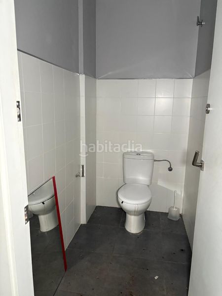 Foto b8ae1b60-fc0b-44c1-9ed7-b7a54be8de66. Local comercial a Can Palet Terrassa