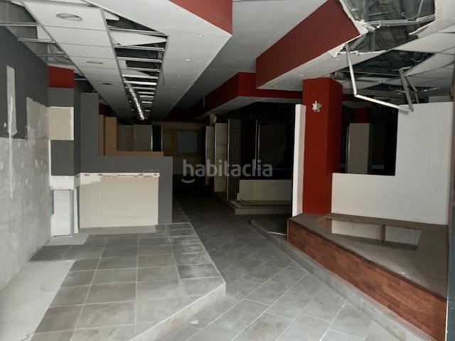 Foto 03dffb05-2c40-4770-ad24-c411399dd3e9. Local comercial a Egara Terrassa