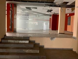 Local Comercial en Carrer de Jerez