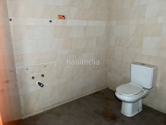 Foto a62ede7c-8ce6-488e-bb20-bb5eab9a6d32. Local comercial a Egara Terrassa