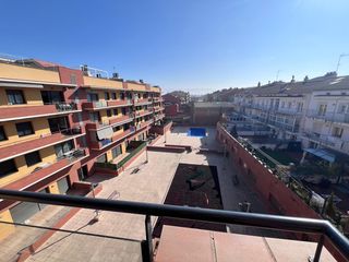 Appartement à Carrer de lleida 44. Promoción de 12 viviendas reformadas con terraza, trastero y zon
