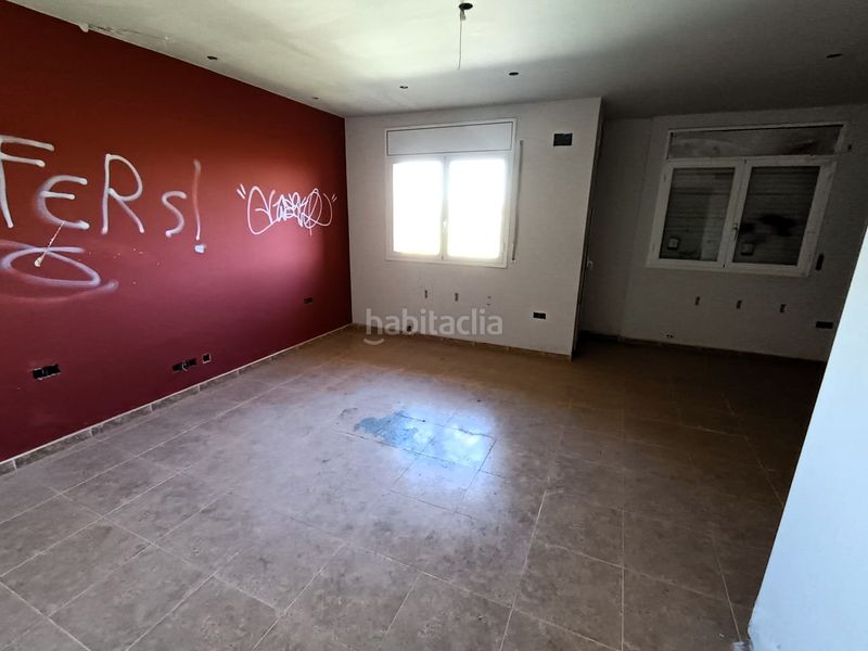 Foto a63d3fd7-9663-4939-a723-8a1e0f2fde66. Casa amb aparcament a Benavent de Segrià