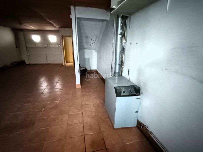 Foto aa9d9475-af3d-4e18-bbe7-6539d9eba564. Casa adossada a Linyola