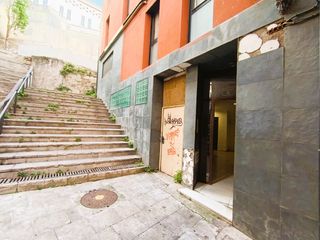 Local Comercial a Carrer Lamarca