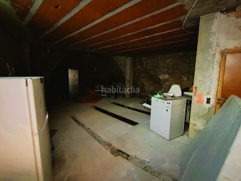 Foto db3a931b-0d5f-42b8-a55e-36c82a118b25. Local comercial a Centre Històric Lleida