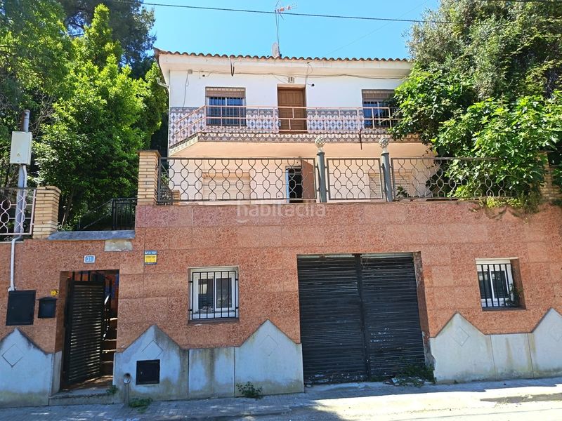 Foto 567c2e2c-43a4-4588-9eb3-793492464c90. Casa amb aparcament a Can Palet de Vista Alegre Terrassa