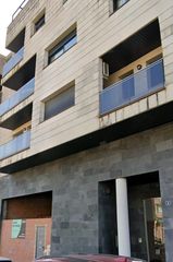 Geschäftsraum  Avinguda guillem de rosselló. Local comercial en venta en rosselló