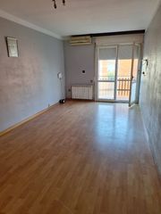 Flat  Carrer francesc casajoana. Venta de piso en calle francesc casajoana calaf (barcelona)