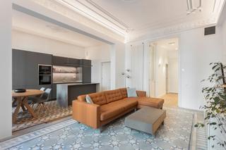 Appartement  Carrer del bruc. Majestuosa propiedad ubicada en el seorial cuadrado de oro de l