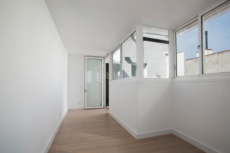 Foto 0215afd3-582d-410c-b6f9-92fc5b0cee92. Edificio in Provençals del Poblenou Barcelona