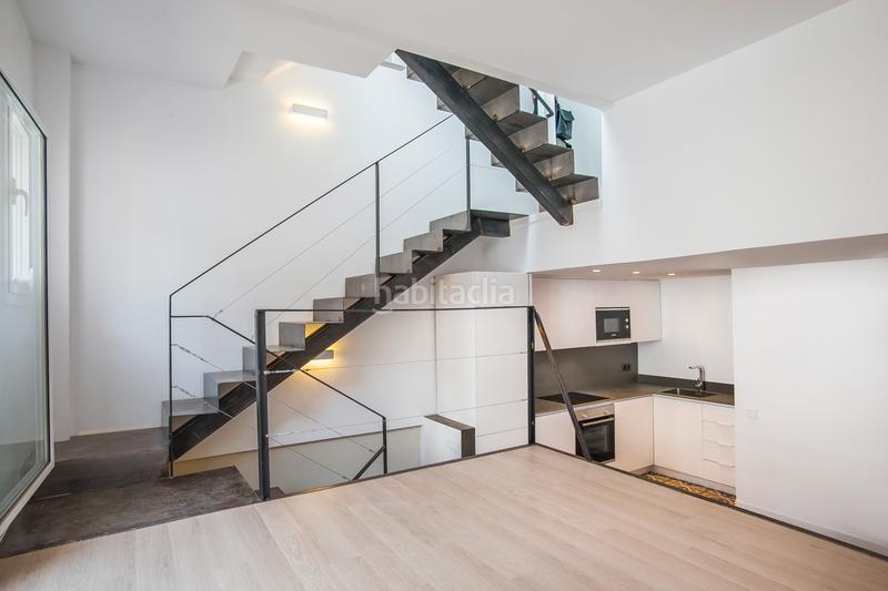 Foto 2b56a437-70aa-4c9f-bfcf-2005e24df133. Edificio in Provençals del Poblenou Barcelona