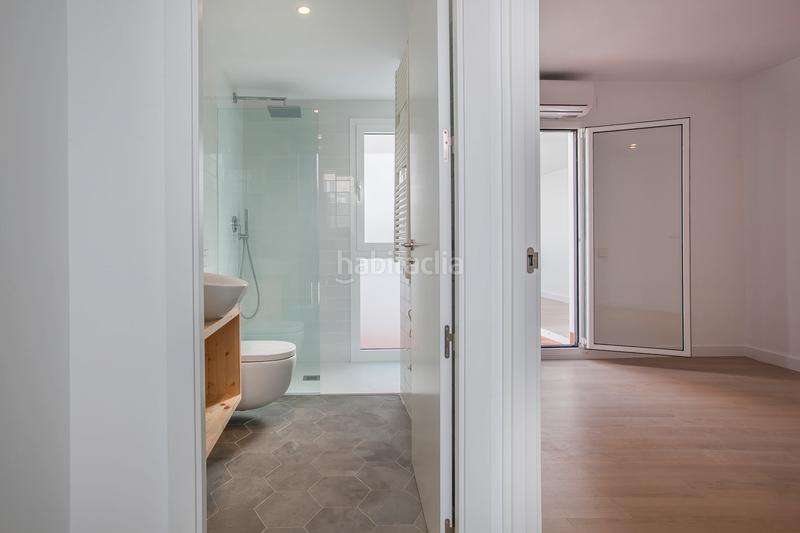 Foto f9466315-0fa8-4a9c-b562-b6ba300cb15f. Edificio in Provençals del Poblenou Barcelona