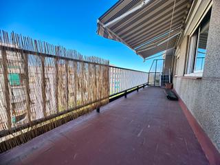 Attique  Avinguda de tomàs giménez. Sobreático con luz natural y terraza exterior