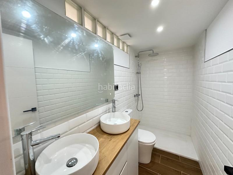 Foto 8a179479-62e2-4859-b80b-2f61fe8f9e2a. Dúplex en carrer de sant narcís 5 casa de dos plantas con terraza privada. en Barcelona
