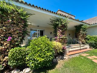 Chalet  Carrer ginebra. Exclusivo chalet en vila fortuny – cambrils, a pasos del castill