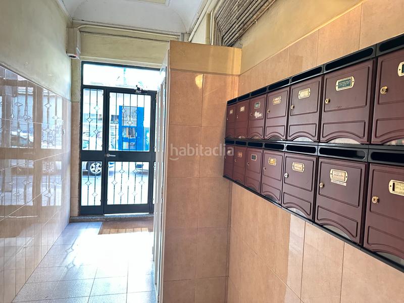 Foto 4c2674c2-87c5-48ed-a0f3-4bd6eb143f78. Erdgeschoss mit heizung in Poblenou Barcelona