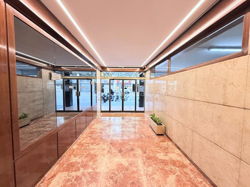 Foto 82d00b1f-062f-48c9-9ce0-8051ff5f989d. Pis amb calefacció aparcament a La Nova Esquerra de l´Eixample Barcelona