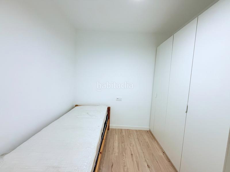 Foto c8993d20-ce5d-4508-a71c-b2462f4e6ea3. Pis amb calefacció aparcament a La Nova Esquerra de l´Eixample Barcelona