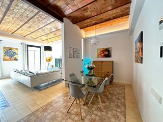 Pis a Dreta de lEixample. Lujosa propiedad situada junto a paseo de gracia.