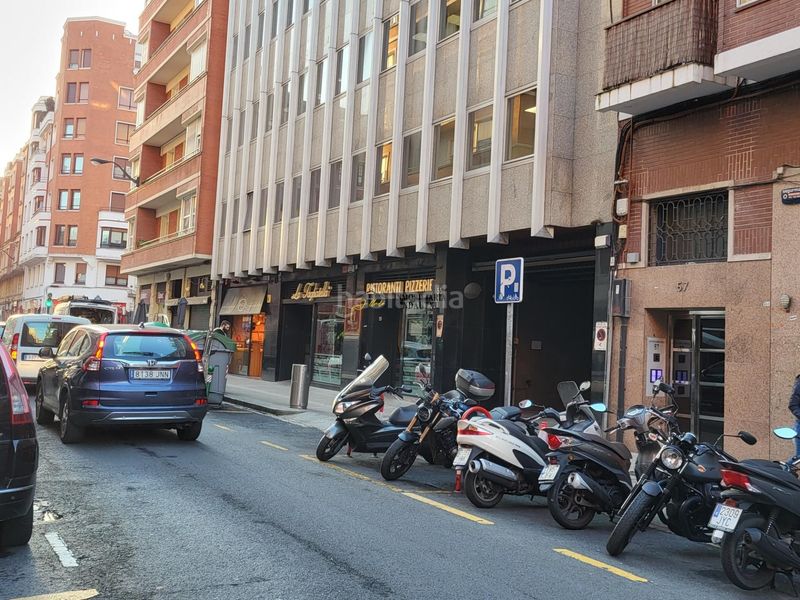 Foto 37fcc031-a4e6-4255-8c49-27bcf5a70589. Oficina amb calefacció aparcament a Sabino Arana-Jesuitas Bilbao