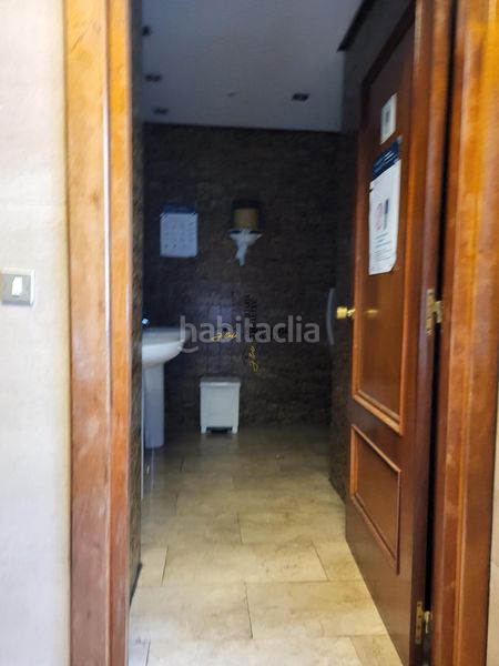 Foto c1050ca2-e00c-4277-be8f-ce75e68ce63d. Oficina amb calefacció aparcament a Sabino Arana-Jesuitas Bilbao