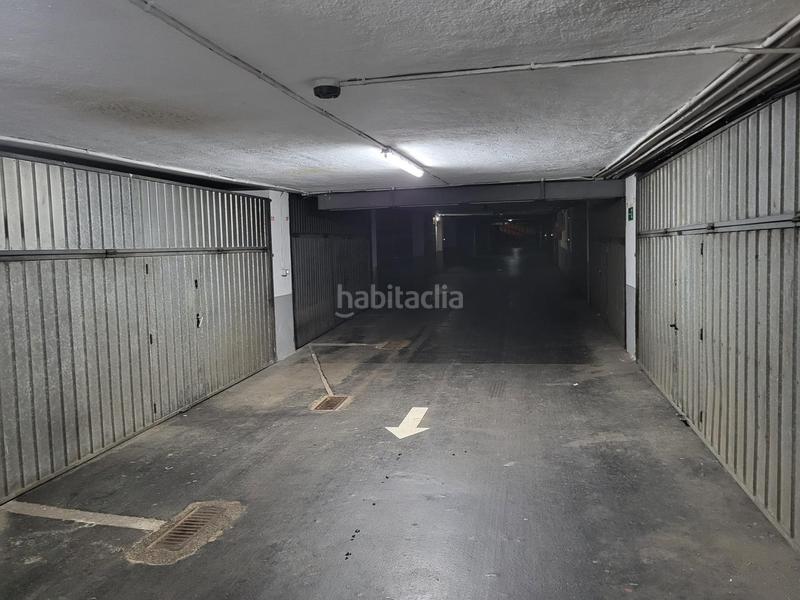 Foto a4448b86-3a72-4084-8b89-71dfba2d60d6. Parking coche venta garaje en miribilla coche mediano en Bilbao