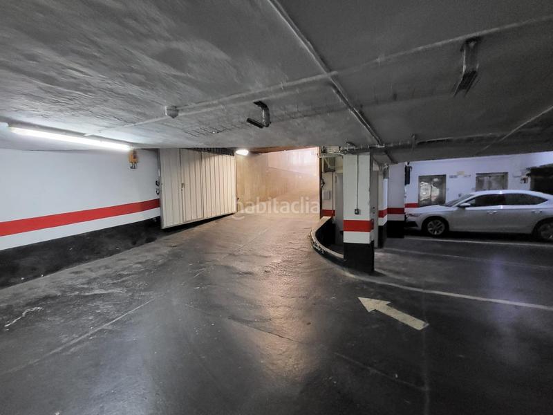 Foto 0db93904-a206-4223-b3b5-08209ffb2988. Aparcament cotxe a Sabino Arana-Jesuitas Bilbao