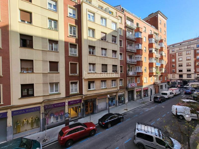Foto 3fb30658-9b33-4bf3-8ce2-ea39e4be6b35. Pis amb calefacció a Ametzola Bilbao